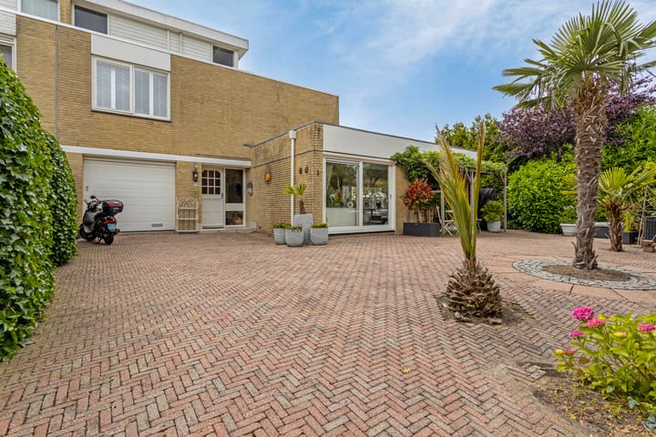 Foto 1 van W. v.d. Brinkstraat 18