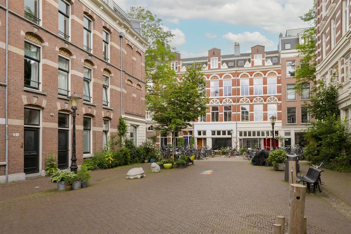 View photo 26 of Blasiusstraat 13-3