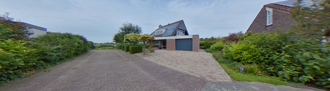 Bekijk 360° foto van Voorzijde en straat van De Meylaan 6