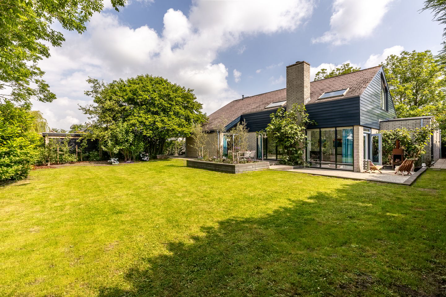 Foto 1 van Notaris L P vd Blinkln 30