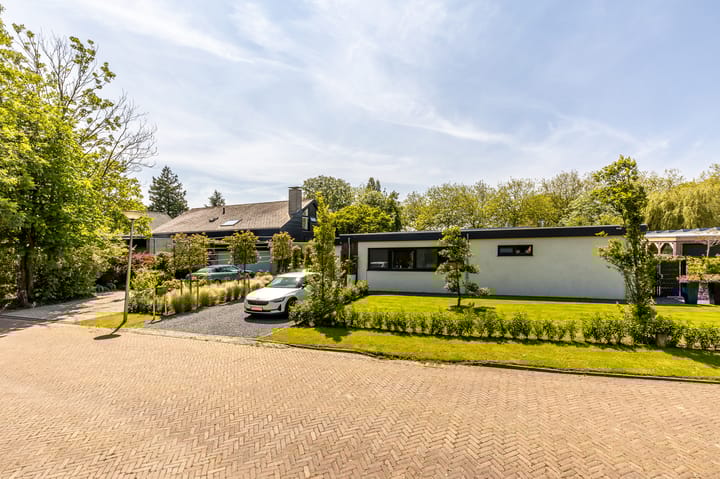 Foto 5 van Notaris L P vd Blinkln 30