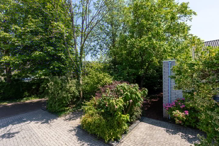 Foto 7 van Notaris L P vd Blinkln 30