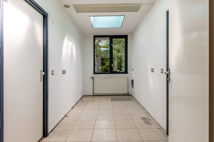 Foto 40 van Notaris L P vd Blinkln 30