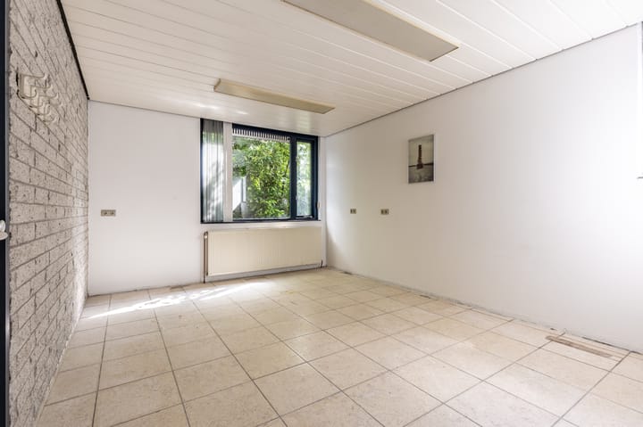 Foto 41 van Notaris L P vd Blinkln 30