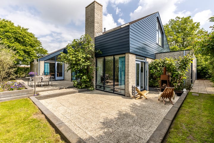 Foto 47 van Notaris L P vd Blinkln 30