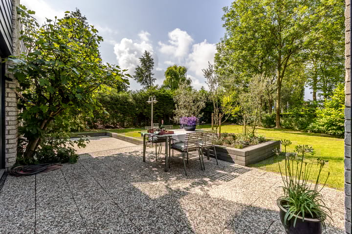 Foto 50 van Notaris L P vd Blinkln 30