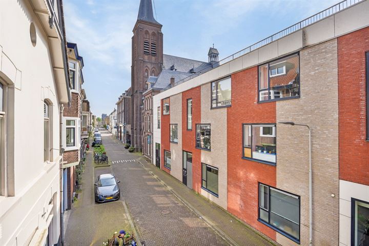 View photo 35 of Spoorwegstraat 18-2