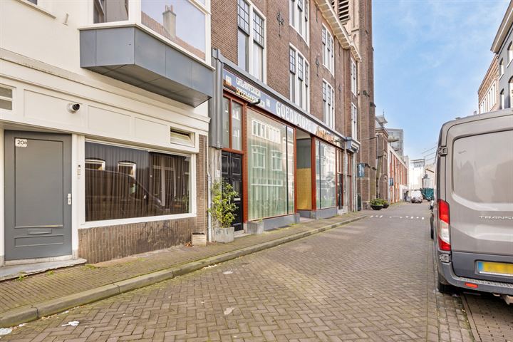 View photo 37 of Spoorwegstraat 18-2