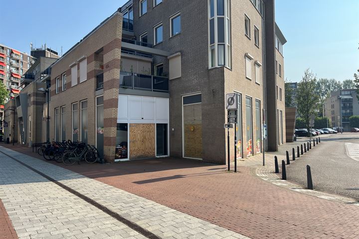 Beekstraat 62-64, Weert