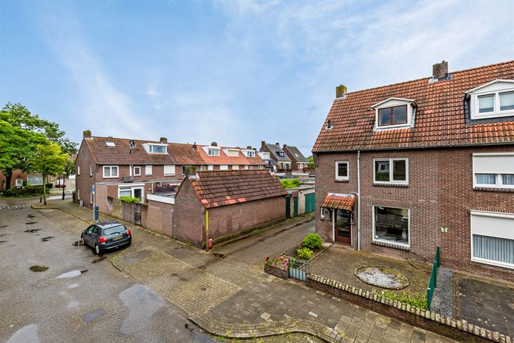 Bekijk foto 32 van Lassusstraat 88