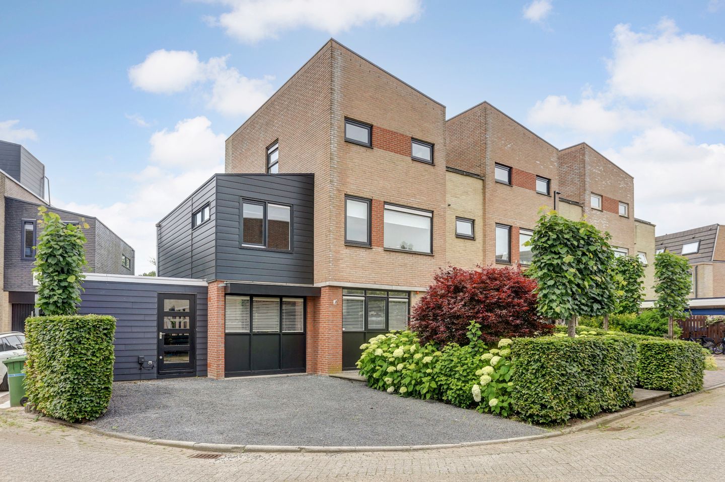 Foto 1 van van Dethstraat 14