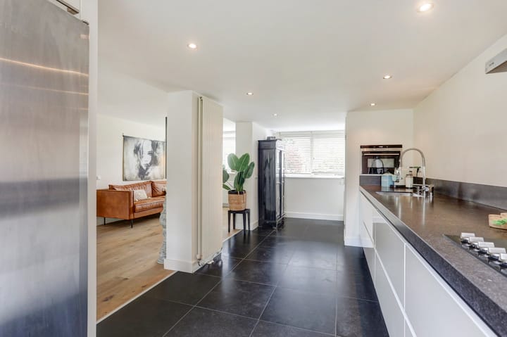 Foto 17 van van Dethstraat 14