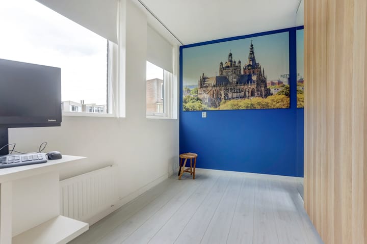 Foto 31 van van Dethstraat 14