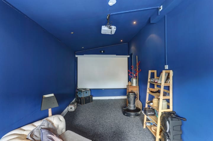 Foto 37 van van Dethstraat 14