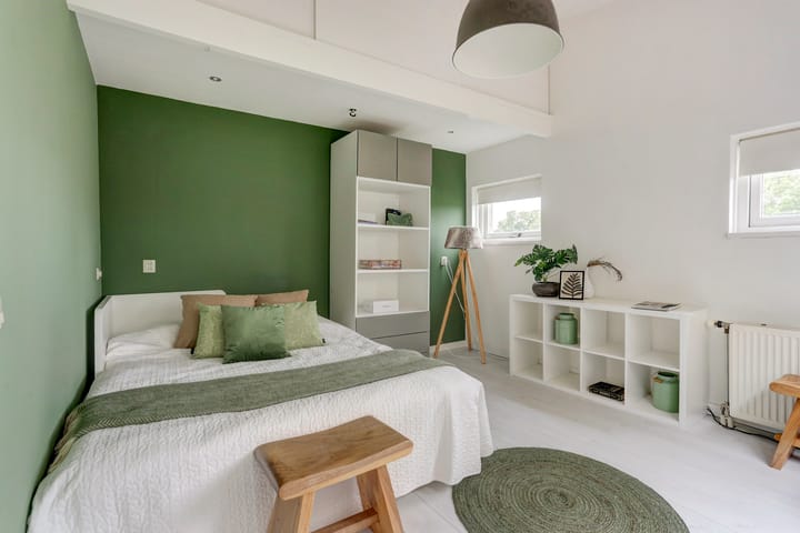 Foto 40 van van Dethstraat 14