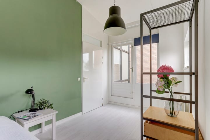 Foto 46 van van Dethstraat 14