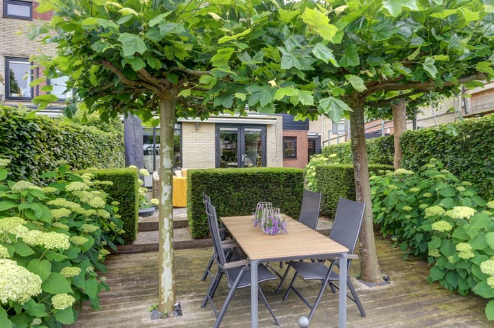 Foto 57 van van Dethstraat 14