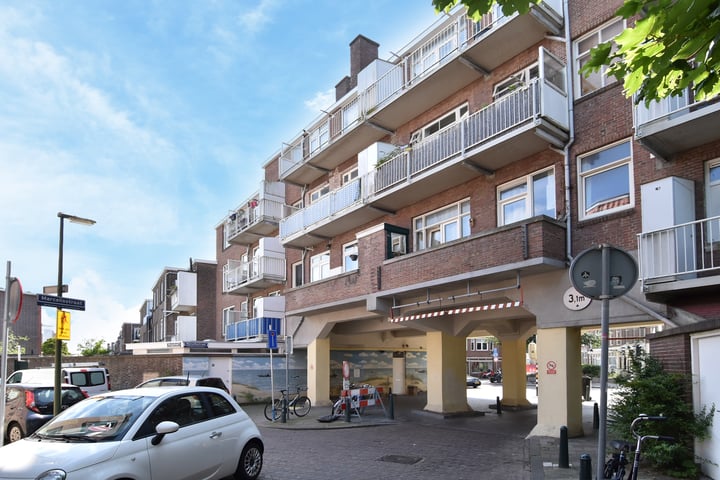 View photo 2 of Jurriaan Kokstraat 132