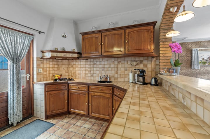 Foto 11 van Onze Lieve Vrouwestraat 100