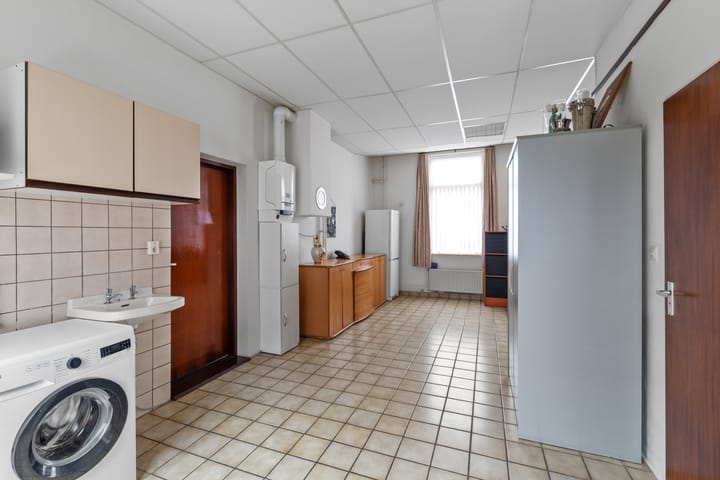 Foto 15 van Onze Lieve Vrouwestraat 100