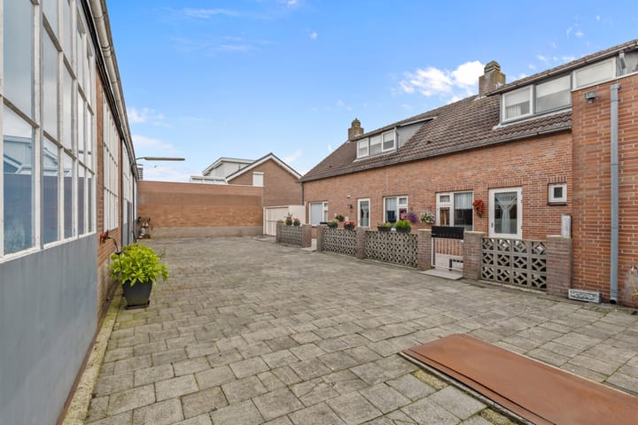 Foto 48 van Onze Lieve Vrouwestraat 100