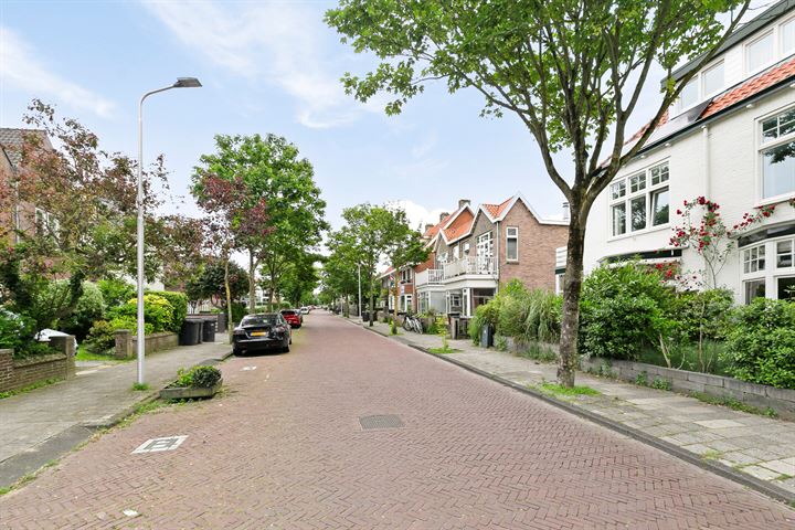 Bekijk foto 3 van Brederodestraat 18