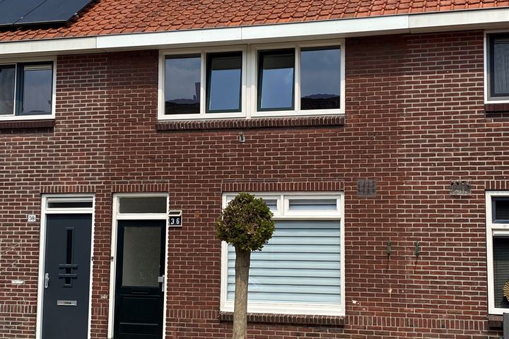 View photo 1 of Dr. Van Hoekstraat 36