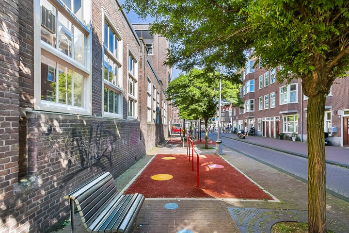 Bekijk foto 36 van Nieuwe Batavierstraat 5-1