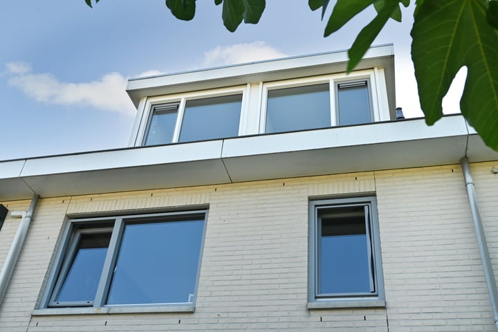 View photo 32 of Hof van Steenbergen 5