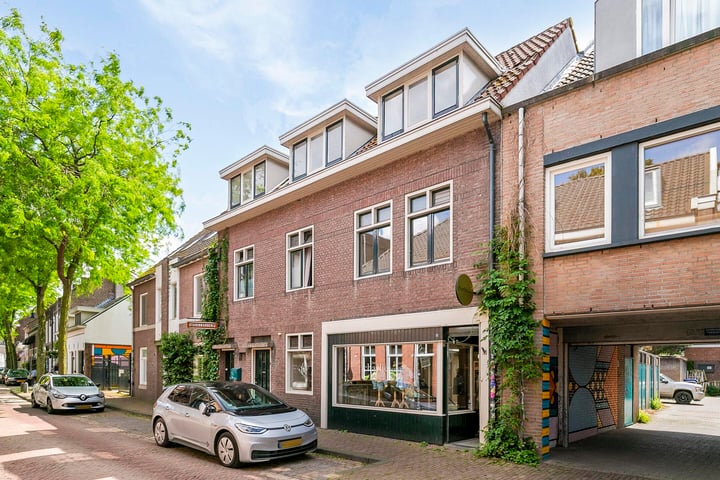 Bekijk foto 2 van Bergstraat 10-A