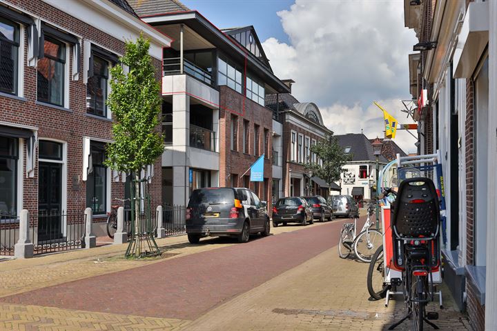 Bekijk foto 3 van Voorstraat 61-C