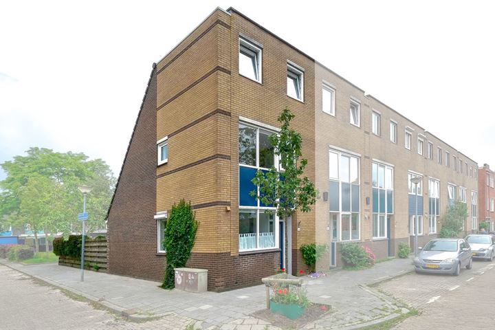 View photo 1 of Helper Molenstraat 10