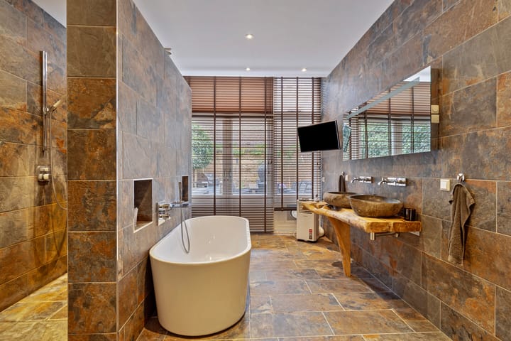 Foto 4 van Madoerastraat 18-A