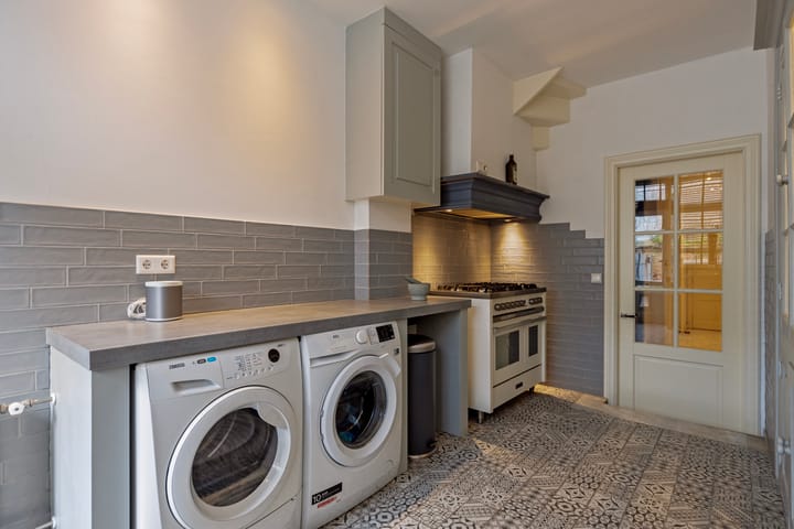 Foto 19 van Madoerastraat 18-A