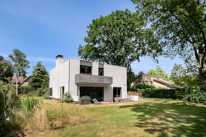 Foto 3 van Dennenlaan 4