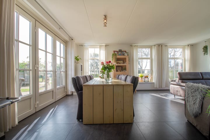 Foto 15 van Landerum 12