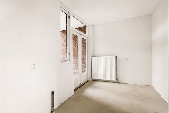 View photo 13 of Pontanusstraat 36-B