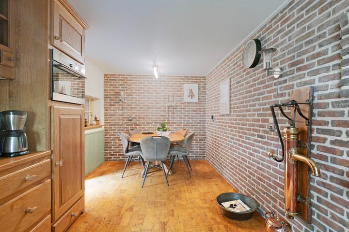 Photo 16 of Zuiderstraat 19