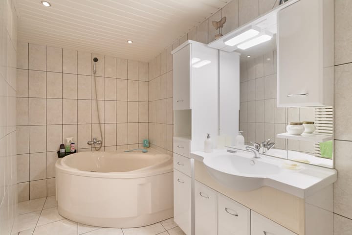 Photo 18 of Zuiderstraat 19