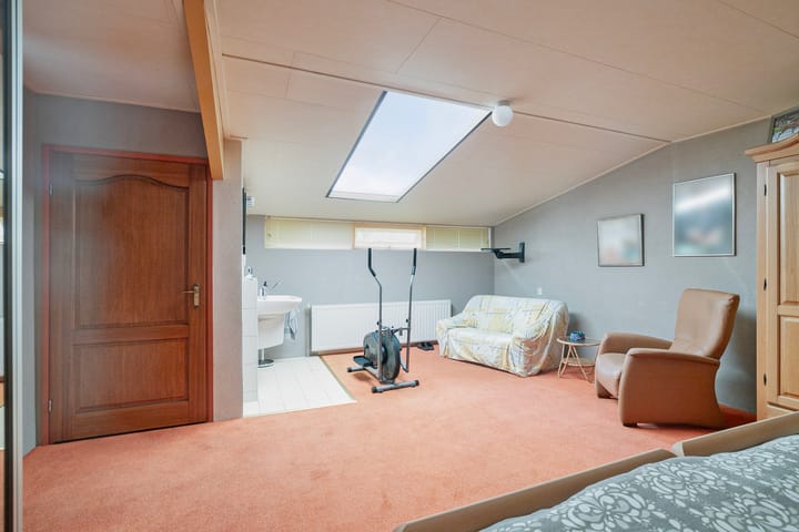 Photo 21 of Zuiderstraat 19