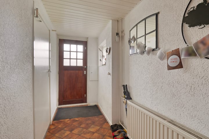 Photo 32 of Zuiderstraat 19