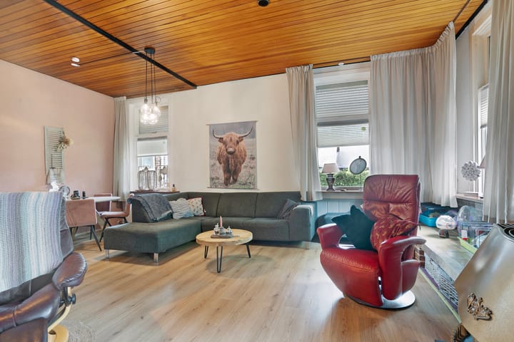 Photo 34 of Zuiderstraat 19