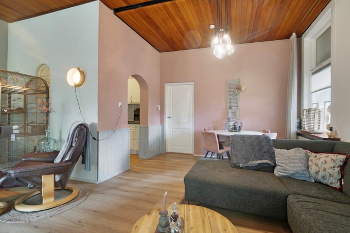 Photo 37 of Zuiderstraat 19