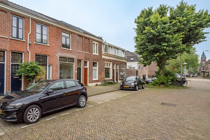 Bekijk foto 36 van Bollenhofsestraat 103