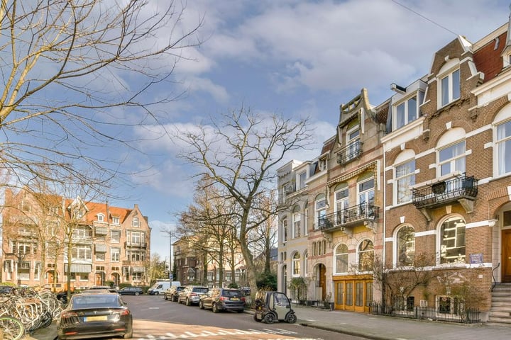 Cornelis Schuytstraat 5 H