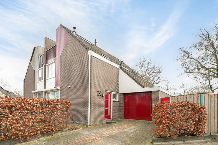 Bekijk foto 1 van Distelstraat 2