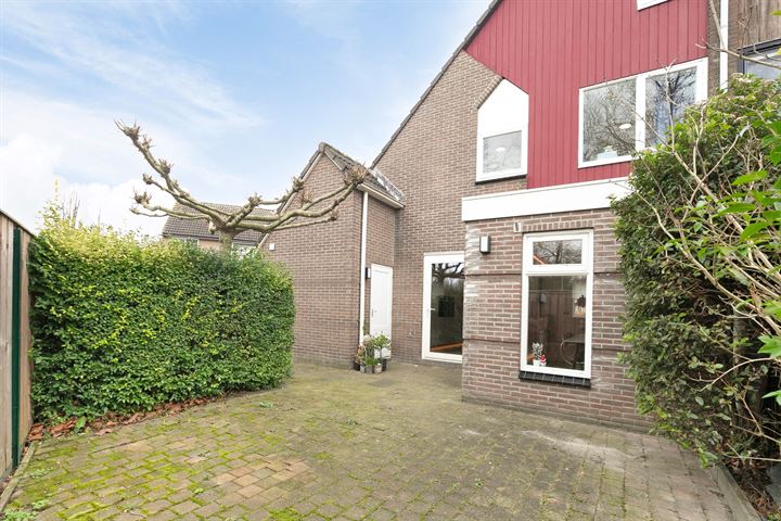 Bekijk foto 39 van Distelstraat 2