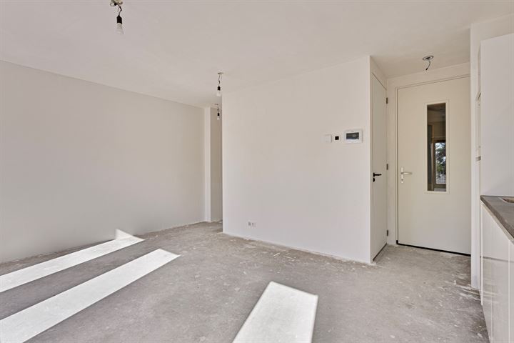 View photo 8 of Nijlstraat 34-E