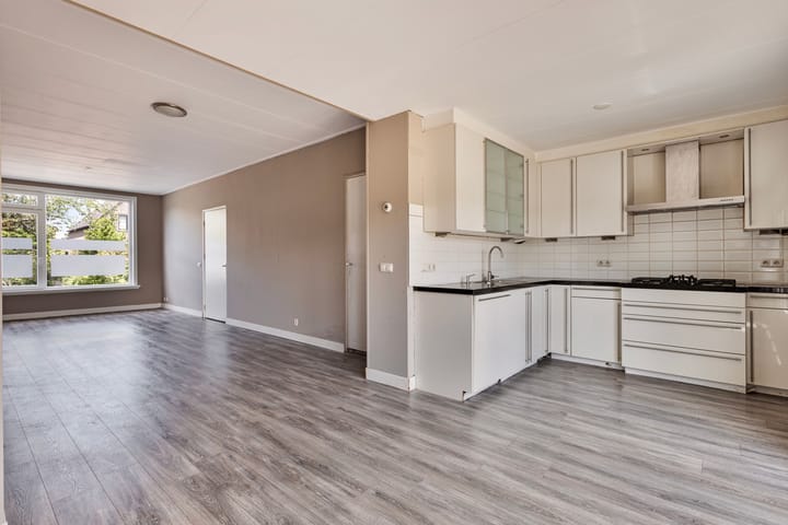 Foto 4 van Spoorstraat 49