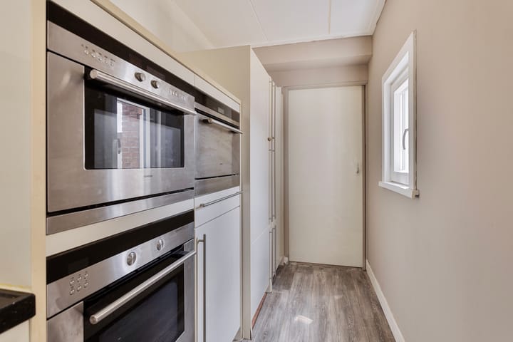 Foto 8 van Spoorstraat 49